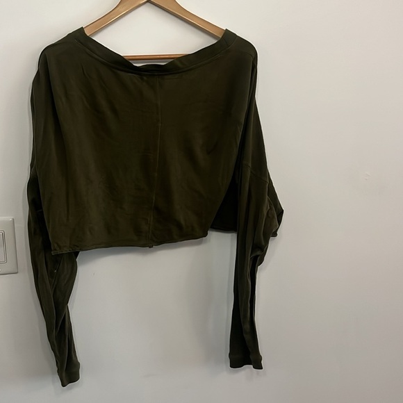 Out From Under by Urban Outfitters Olive Button-Up Cropped Top - Picture 6 of 7